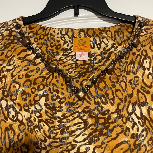 RUBY RD Petite Large PL beautiful animal print blouse - Picture 4 of 4